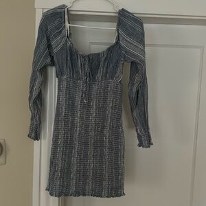 Women’s Guess brand dress, size medium; blue and white